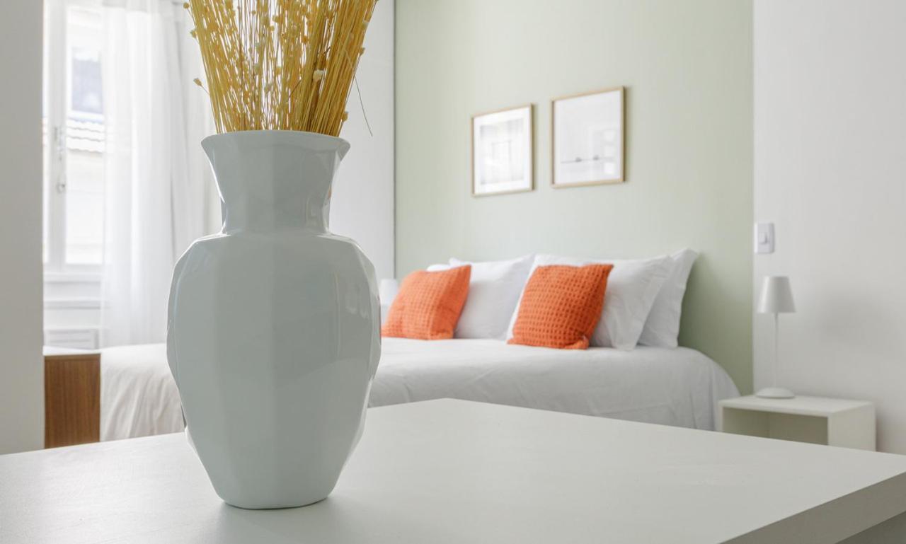 Tabas Aconchegante Ape No Leblon Lb0038 Apartemen